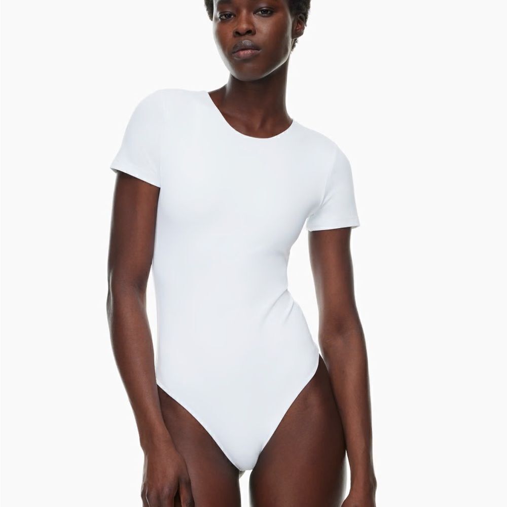 Babaton White Contour Crew Shortsleeve Bodysuit